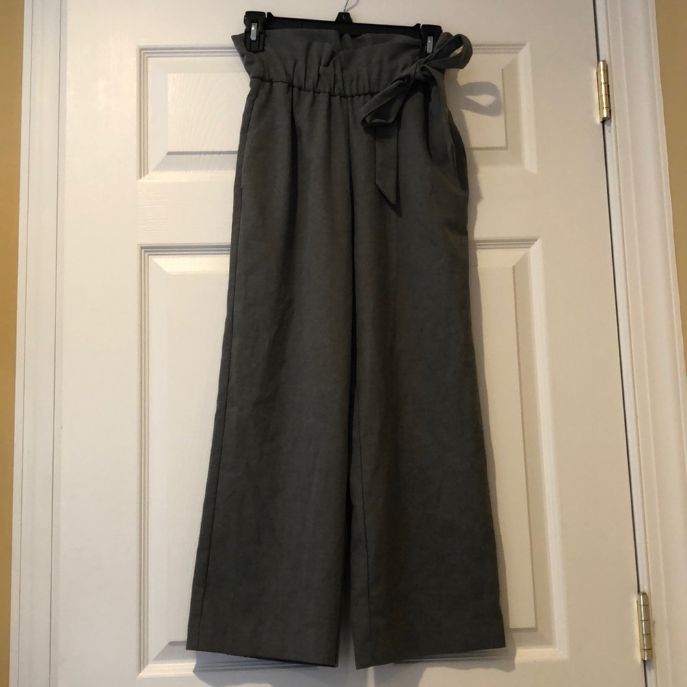 Holiday Sale: Zara wide leg pants that tie on the side